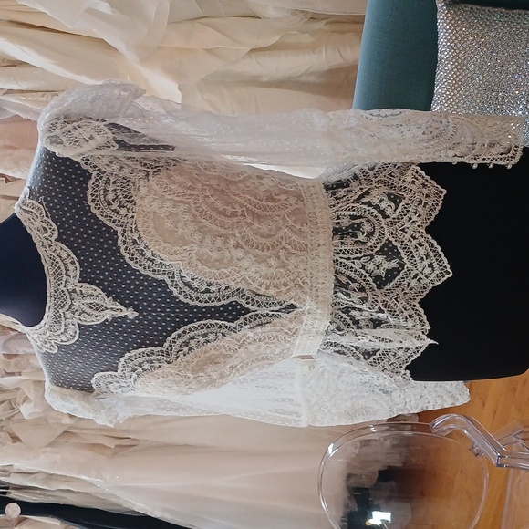 Watters MAI top - Picture 2 of 4